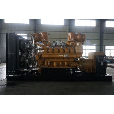 1000kw濟柴柴油發(fā)電機組-濟柴12缸柴油機G12V190ZL1柴油發(fā)電機組,缸徑/行程：190/210mm,柴油發(fā)電機組水冷發(fā)動機功率1000KW,柴油發(fā)電機組配套馬拉松斯坦福發(fā)電機。廠價直銷歡迎選購：13773399855。