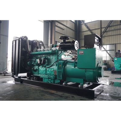 300kw康沃柴油發電機組-康沃6缸柴油機KW13G420D2柴油發電機組,缸徑/行程：135/150mm,柴油發電機組水冷發動機功率308KW,柴油發電機組配套馬拉松斯坦福發電機。廠價直銷歡迎選購：13773399855。