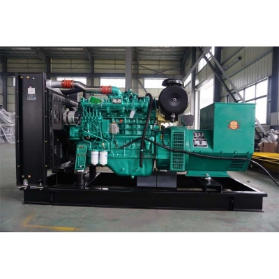 200KW玉柴柴油發(fā)電機(jī)組-玉柴6缸柴油機(jī)YCDV11D-380,柴油發(fā)電機(jī)組缸徑/行程：126/155mm,柴油發(fā)電機(jī)組水冷發(fā)動(dòng)機(jī)功率280KW,柴油發(fā)電機(jī)組配套馬拉松斯坦福發(fā)電機(jī)。廠價(jià)直銷(xiāo)歡迎選購(gòu)：13773399855。
